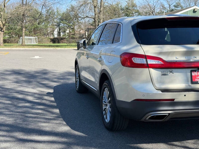 2016 Lincoln MKX Select