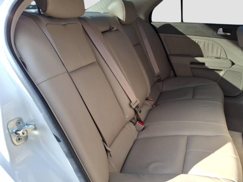 2005 Cadillac STS