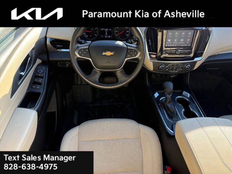 2023 Chevrolet Traverse LS