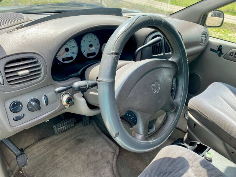2003 Dodge Grand Caravan SE