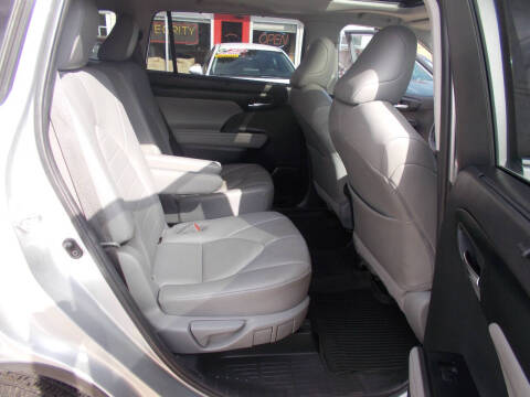 2020 Toyota Highlander XLE