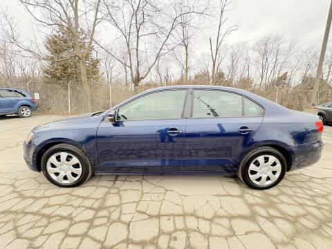 2014 Volkswagen Jetta for sale at Purcell Auto Sales LLC in Camby IN