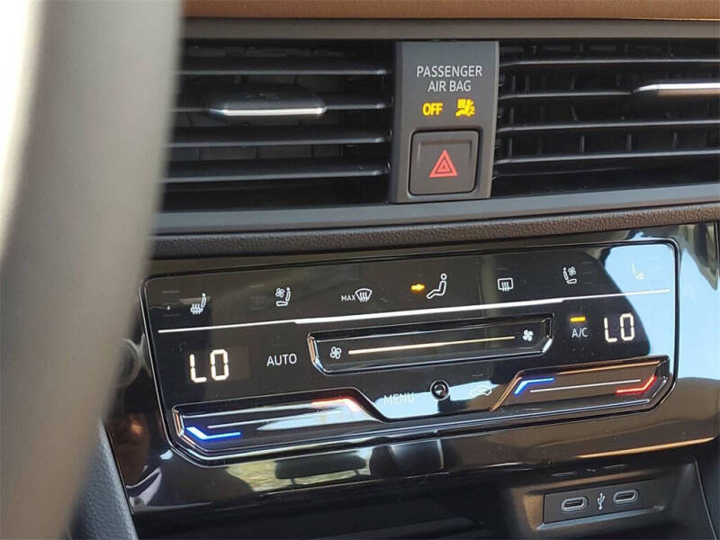 2025 Volkswagen Jetta SEL