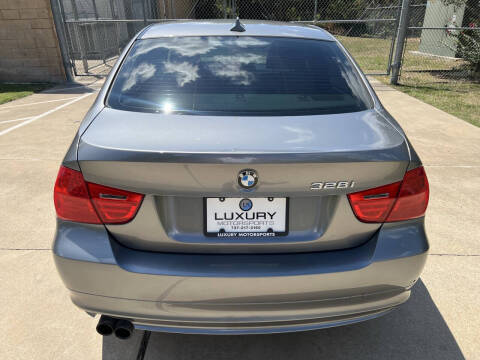 2011 BMW 3 Series 328i