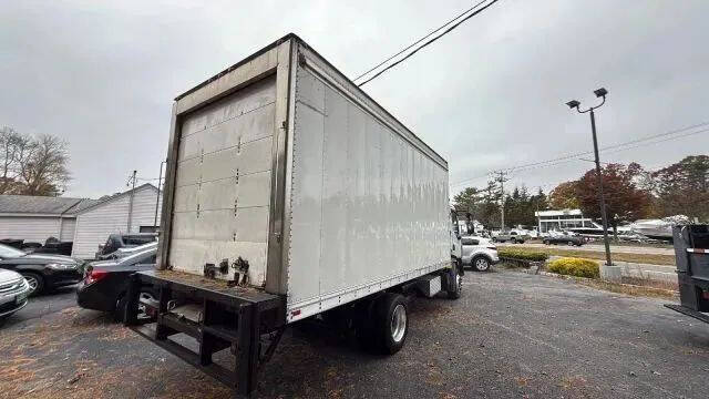 2018 Peterbilt 220