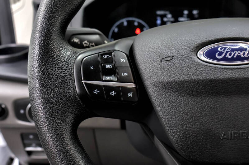 2023 Ford Transit 350 XLT