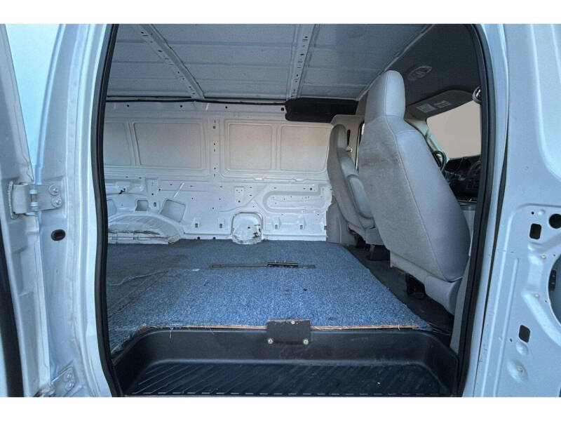2014 Ford E-Series E-250