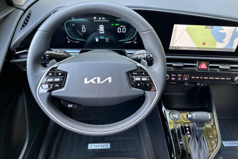 2025 Kia Niro EX