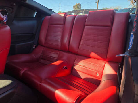 2005 Ford Mustang GT Premium