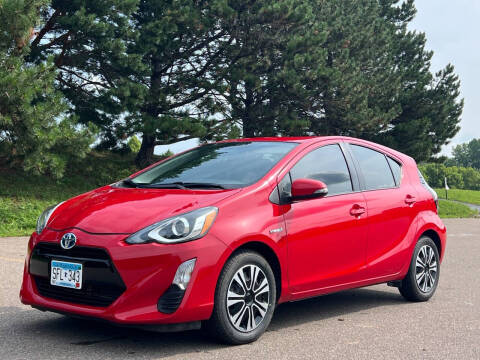 2016 Toyota Prius c Three