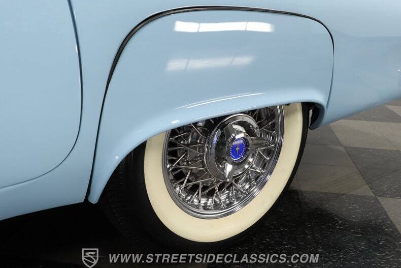 1957 Ford Thunderbird