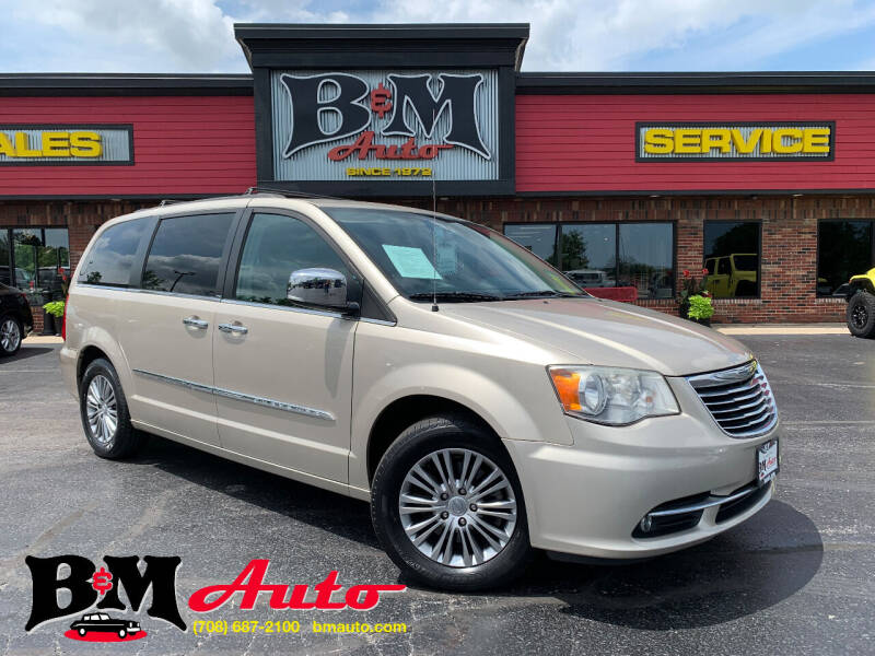 2013 Chrysler Town and Country for sale at B & M Auto Sales Inc. in Oak Forest IL