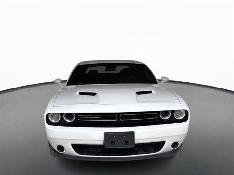 2017 Dodge Challenger SXT