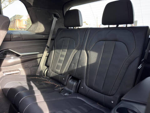 2022 BMW X7 xDrive40i