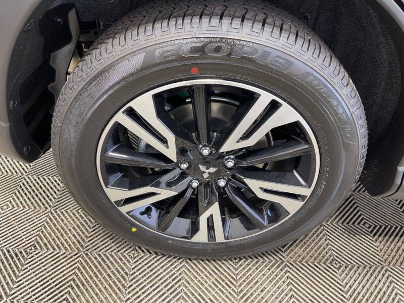 2026 Mitsubishi Eclipse Cross SE