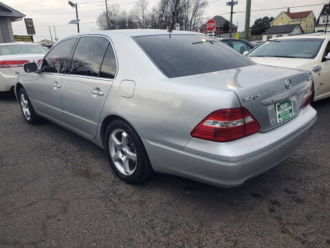 2004 Lexus LS 430