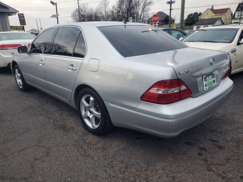 2004 Lexus LS 430