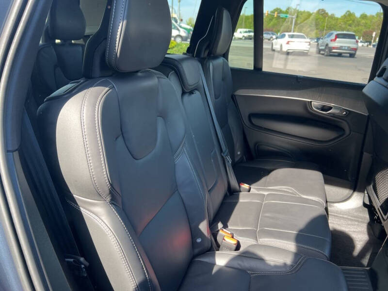 2023 Volvo XC90 Recharge T8 Ultimate Bright Theme 7P