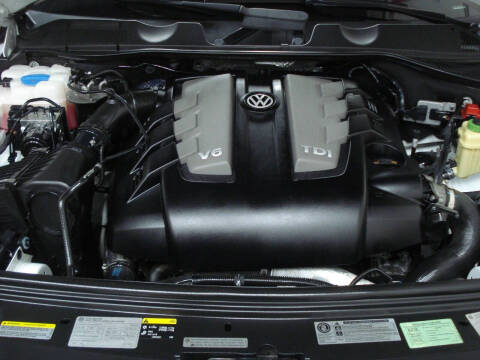 2013 Volkswagen Touareg TDI Sport