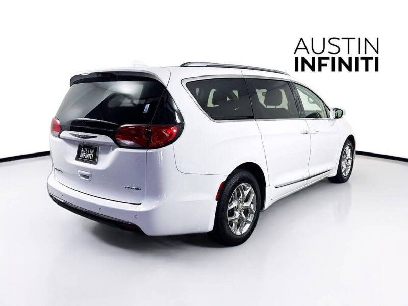 2019 Chrysler Pacifica Limited