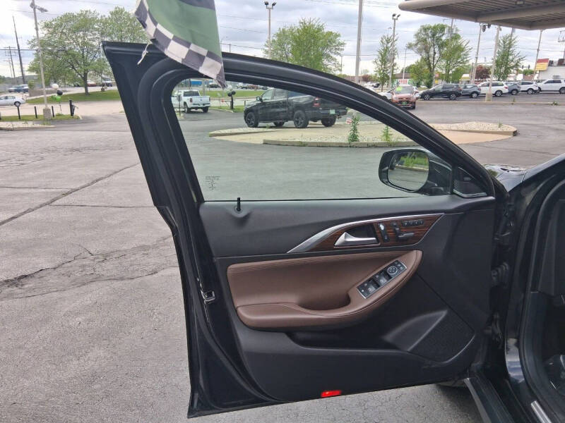 2017 Infiniti QX30 Premium