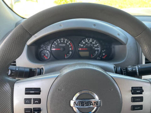 2016 Nissan Frontier SV