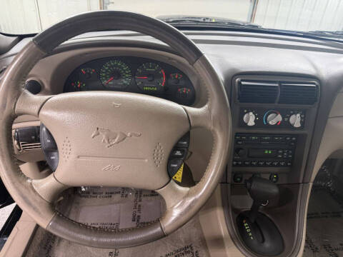 2002 Ford Mustang GT Deluxe