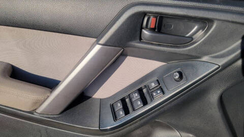 2015 Subaru Forester 2.5i