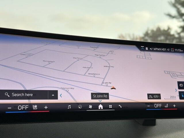 2025 BMW iX xDrive50