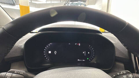 2024 Volvo XC40 B5 Plus Dark Theme