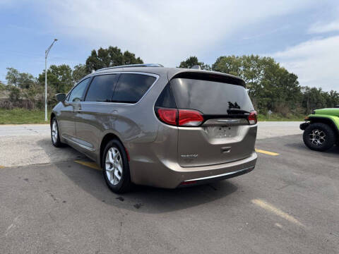 2018 Chrysler Pacifica Touring L