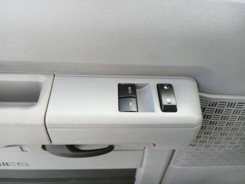 2017 Ford E-Series E-450 SD