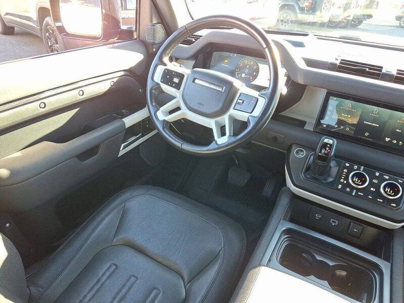 2022 Land Rover Defender 90 X-Dynamic S