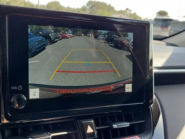 2023 Toyota Corolla Cross XLE