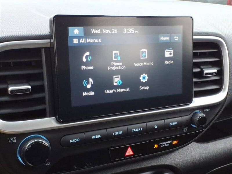 2024 Hyundai Venue SE