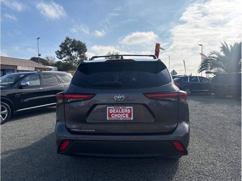 2022 Toyota Highlander L