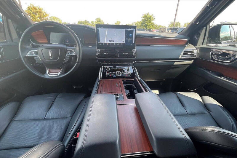 2024 Lincoln Navigator Reserve