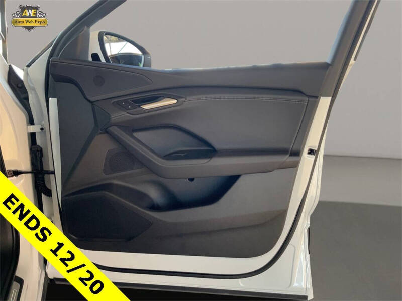 2025 Audi Q6 e-tron Premium