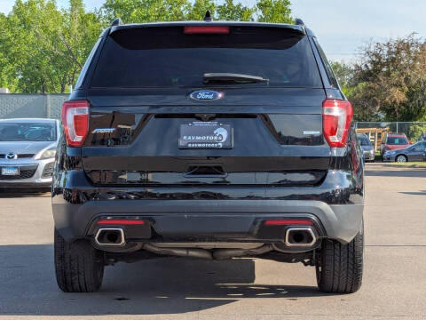 2017 Ford Explorer Sport