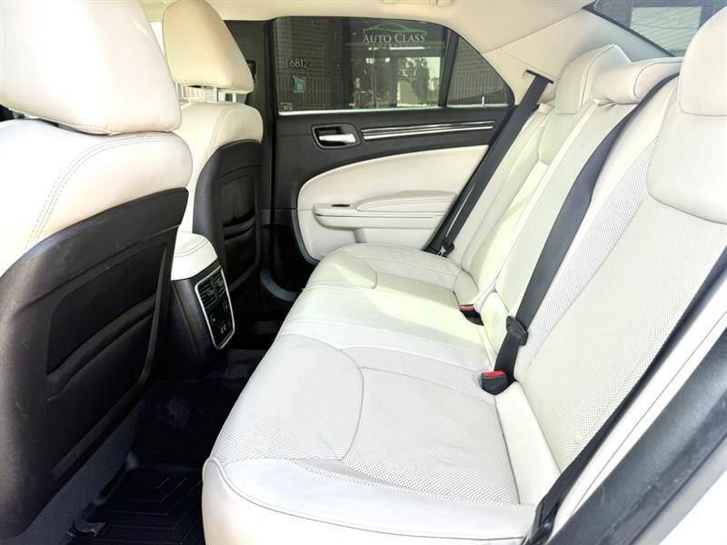 2018 Chrysler 300 Limited