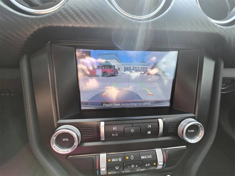 2021 Ford Mustang EcoBoost