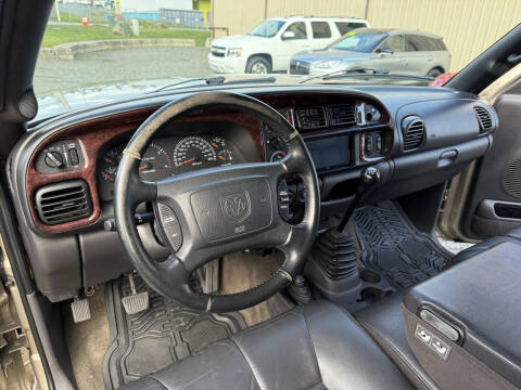 2002 Dodge Ram 2500 SLT Plus