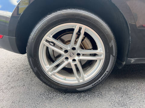 2017 Porsche Macan S