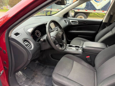 2020 Nissan Pathfinder SV