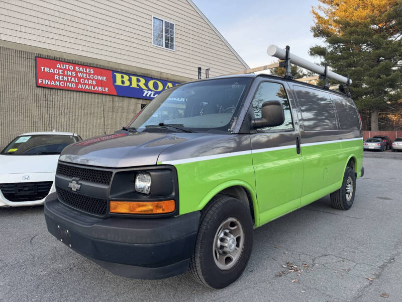 2017 Chevrolet Express Cargo Work Van's photo