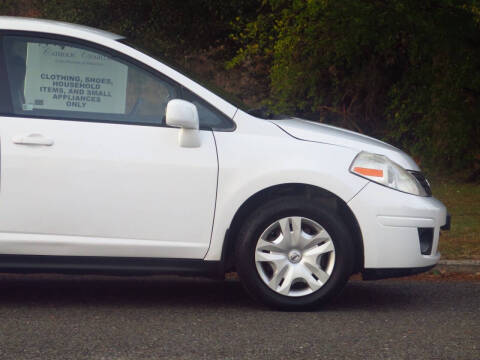 2010 Nissan Versa 1.8 S