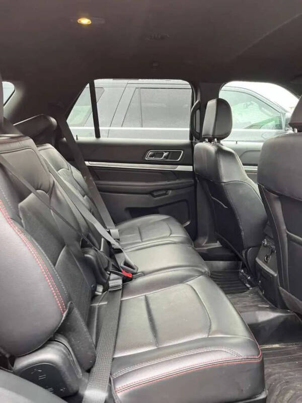 2018 Ford Explorer Sport