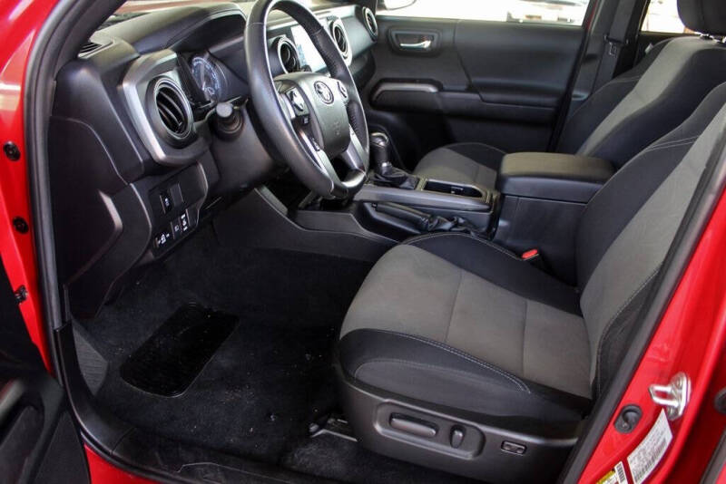 2023 Toyota Tacoma TRD Off-Road