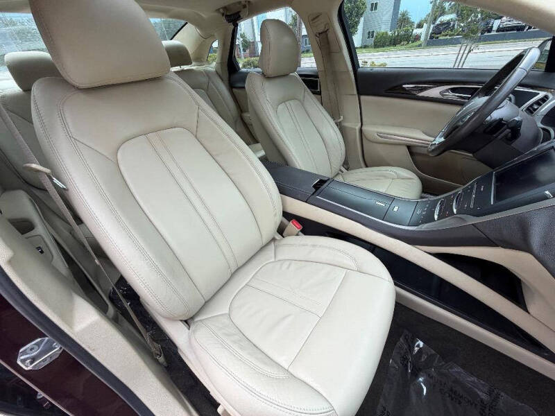 2013 Lincoln MKZ