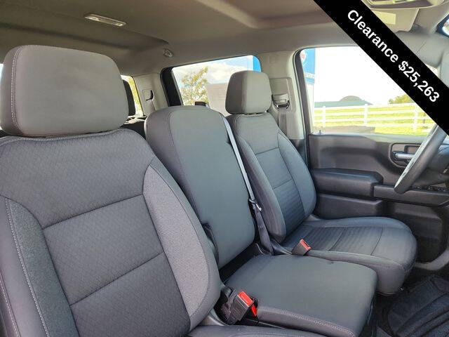 2022 Chevrolet Silverado 1500 Custom